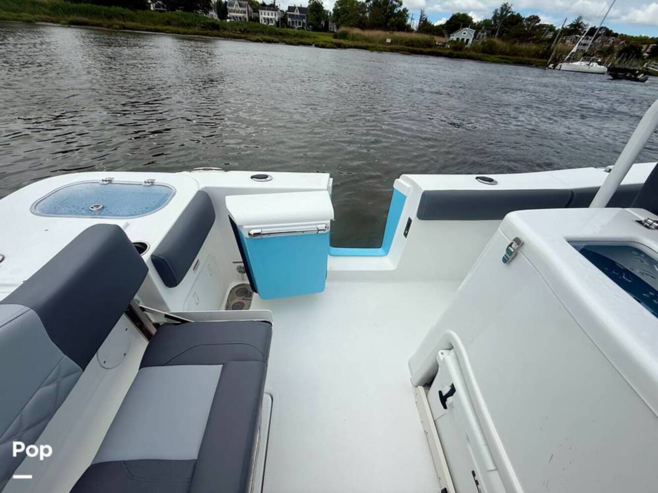 A photo of this 2025 Nauticstar 292 Legacy