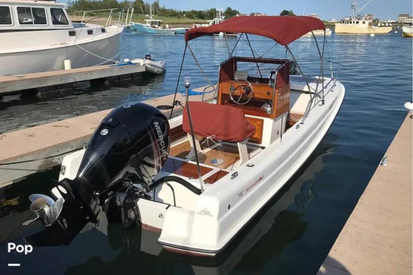 A photo of this 2026 Metan Marine Classic Collection Pelham Bay 21-Heritage Edition
