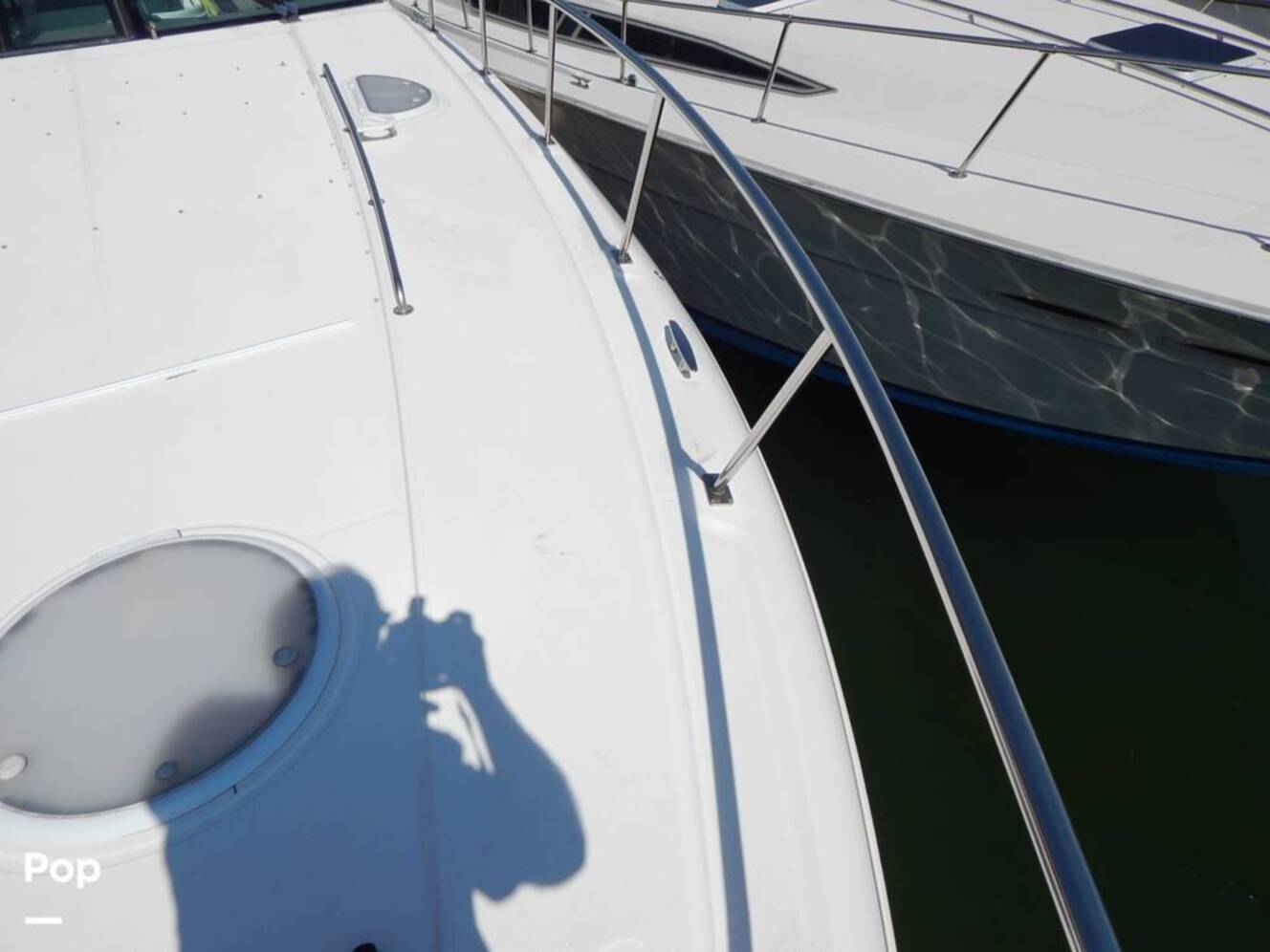A photo of this 2007 Cruisers Yachts 390 Sports Coupe
