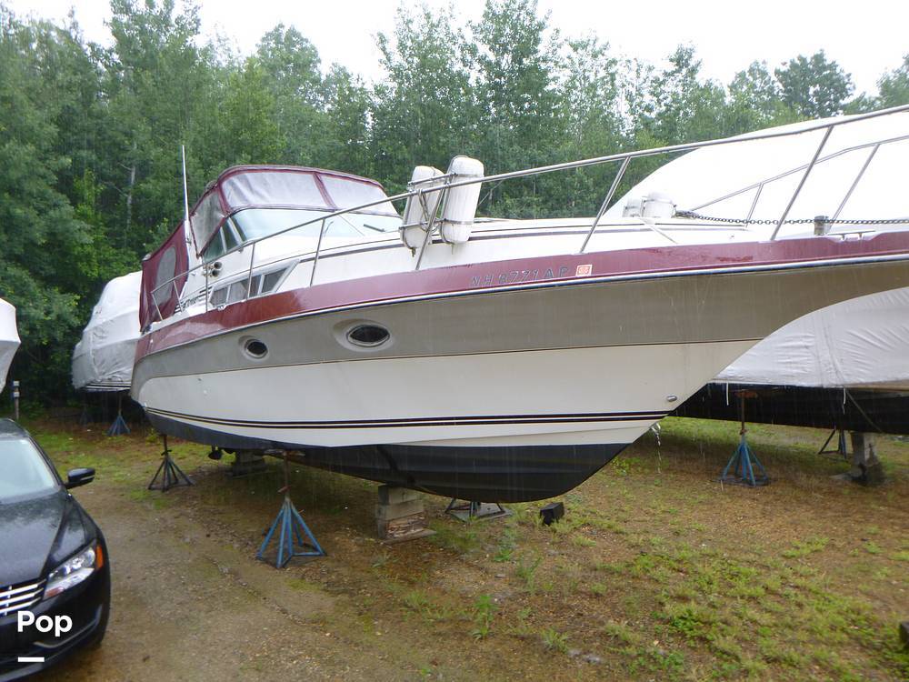 1988 Cruisers Yachts Esprit 3170 in haverhill MA