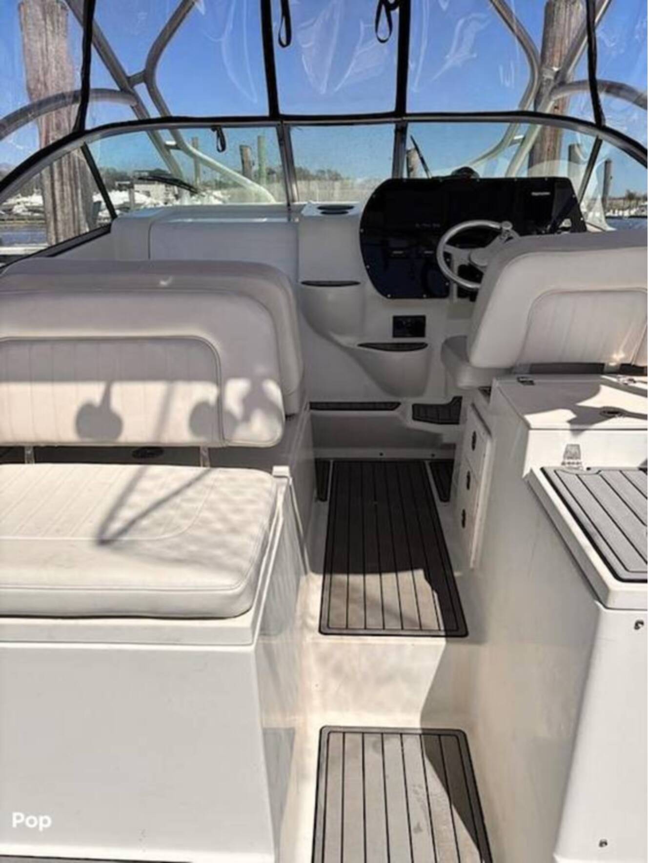 A photo of this 2006 Hydra-Sports Vector 2900 EXP