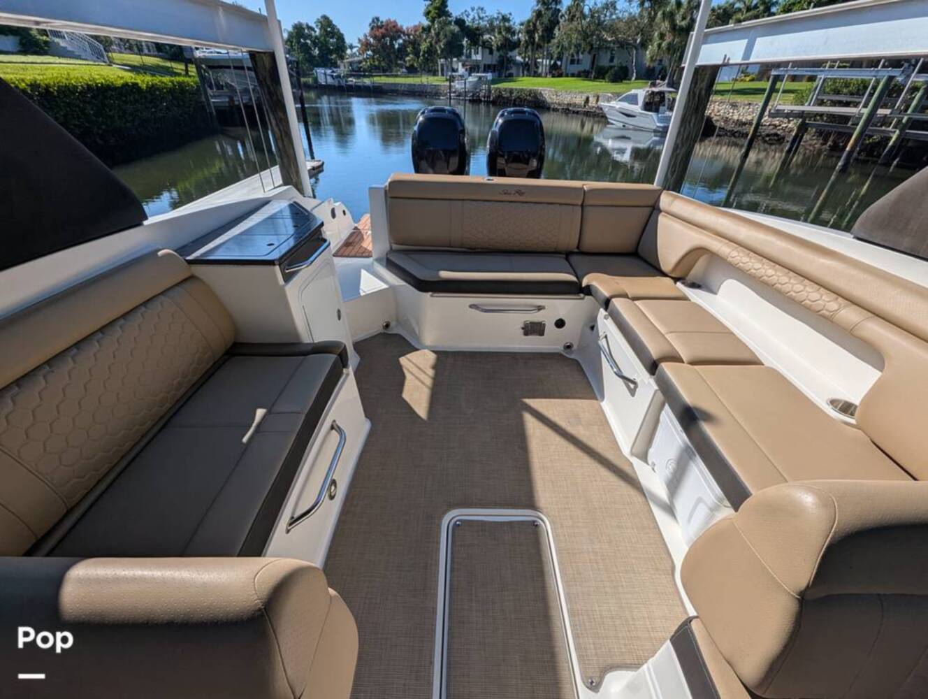 A photo of this 2018 Sea Ray SDX 290