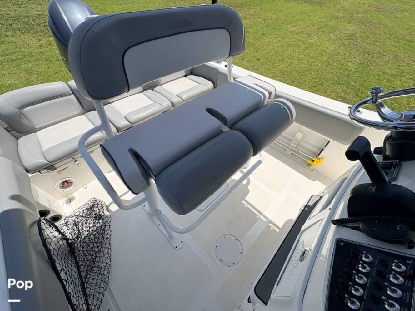 A photo of this 2021 Nauticstar 2102L