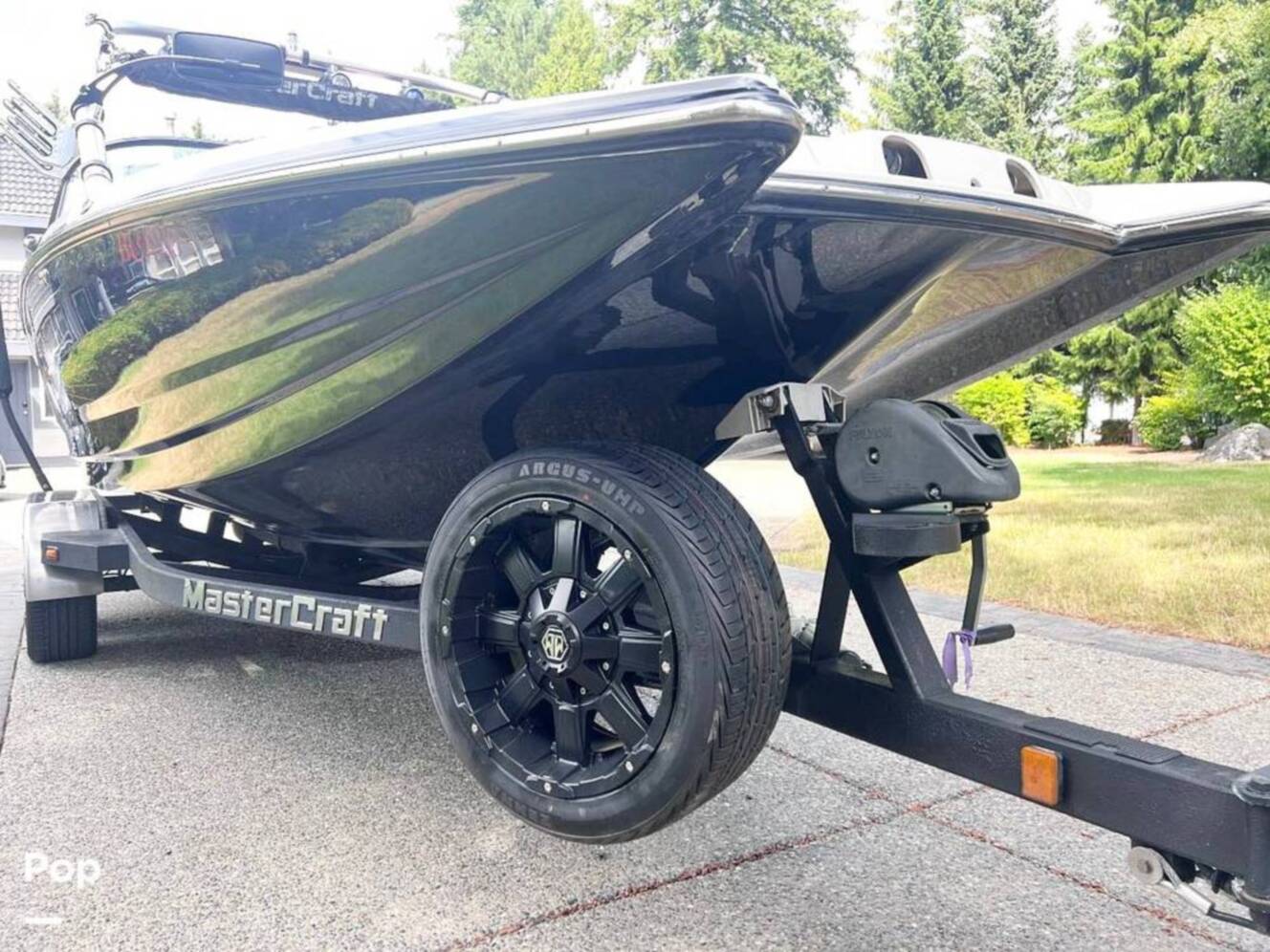 A photo of this 2007 Mastercraft XStar PWT Edition