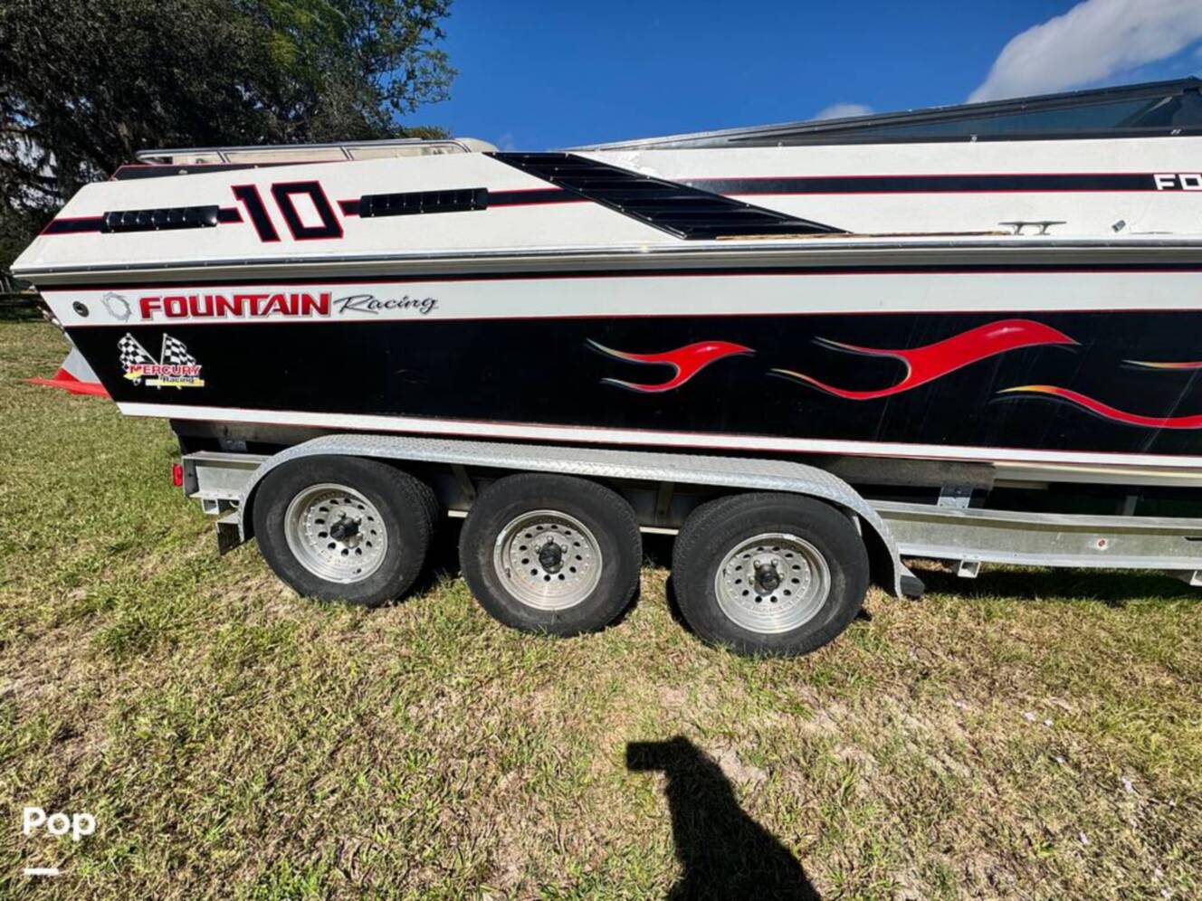A photo of this 1987 Fountain 10M Sport