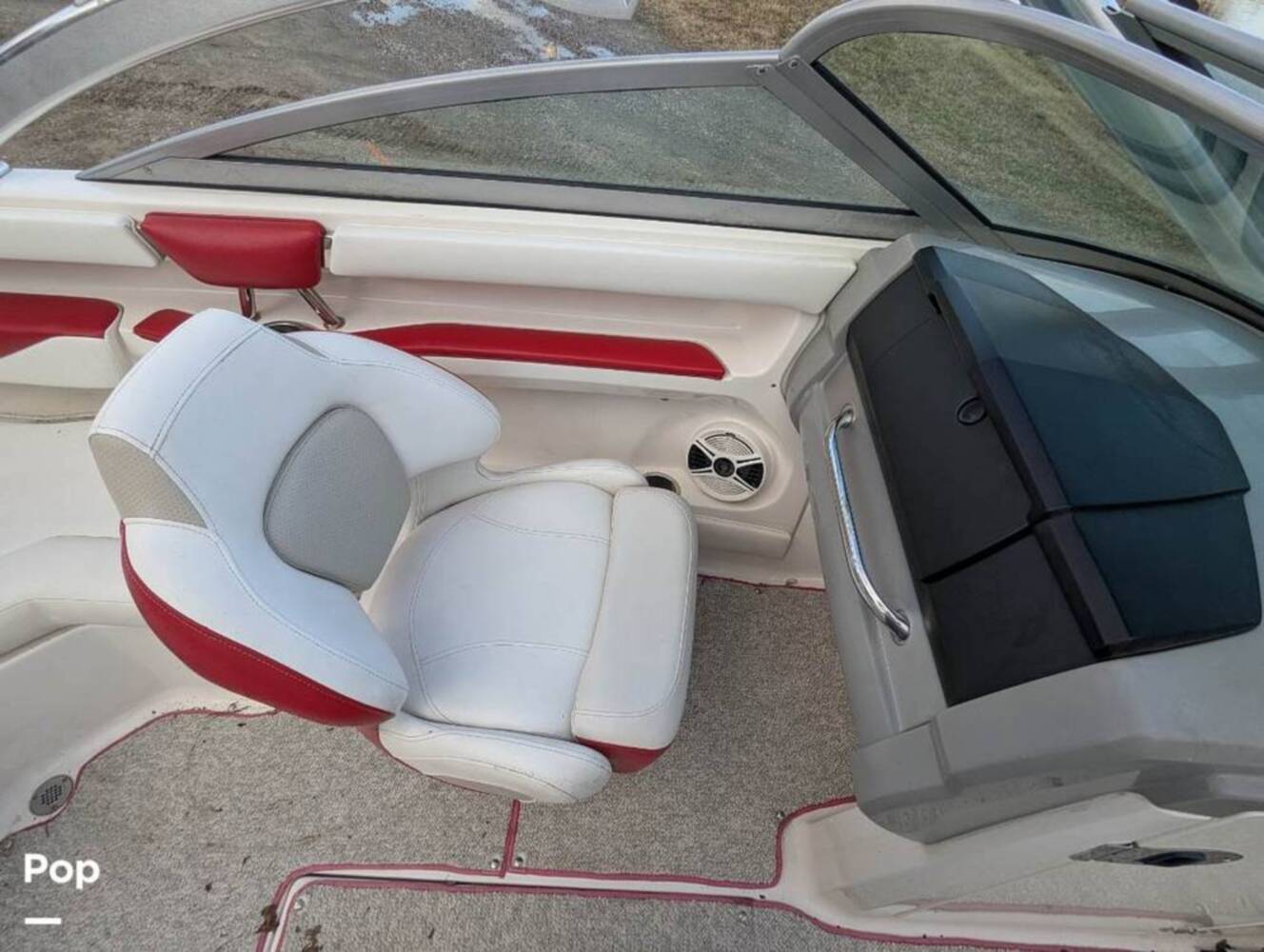 A photo of this 2010 Chaparral 216 SSi