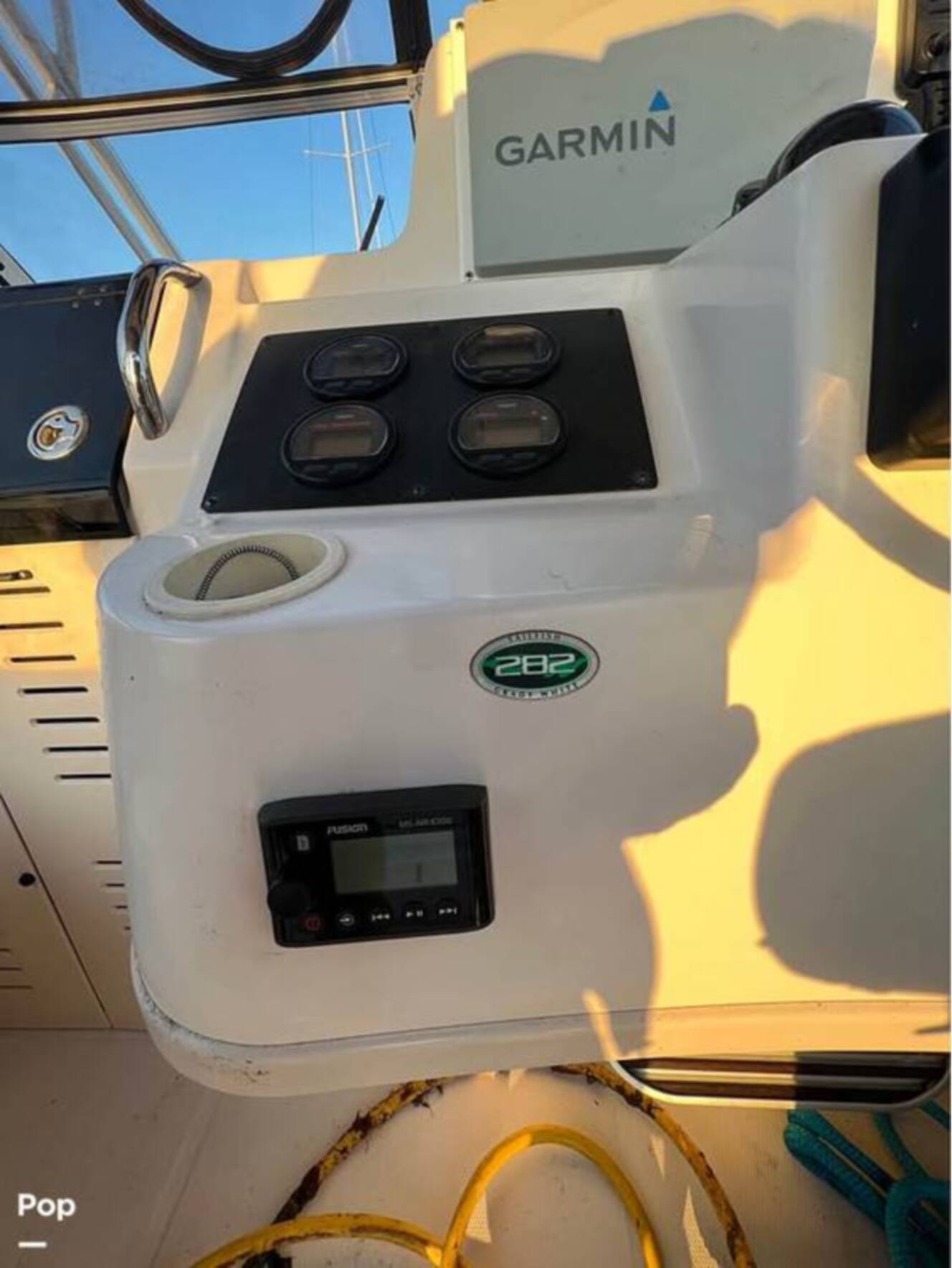 A photo of this 2004 Grady-White 282