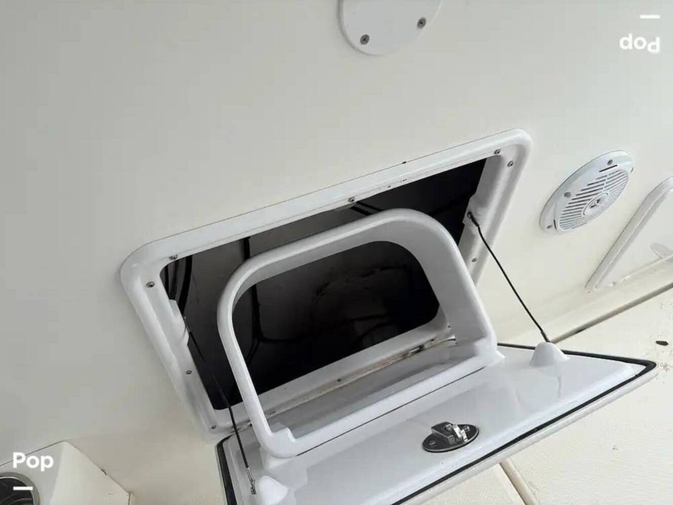 A photo of this 2009 Fountain LX 38
