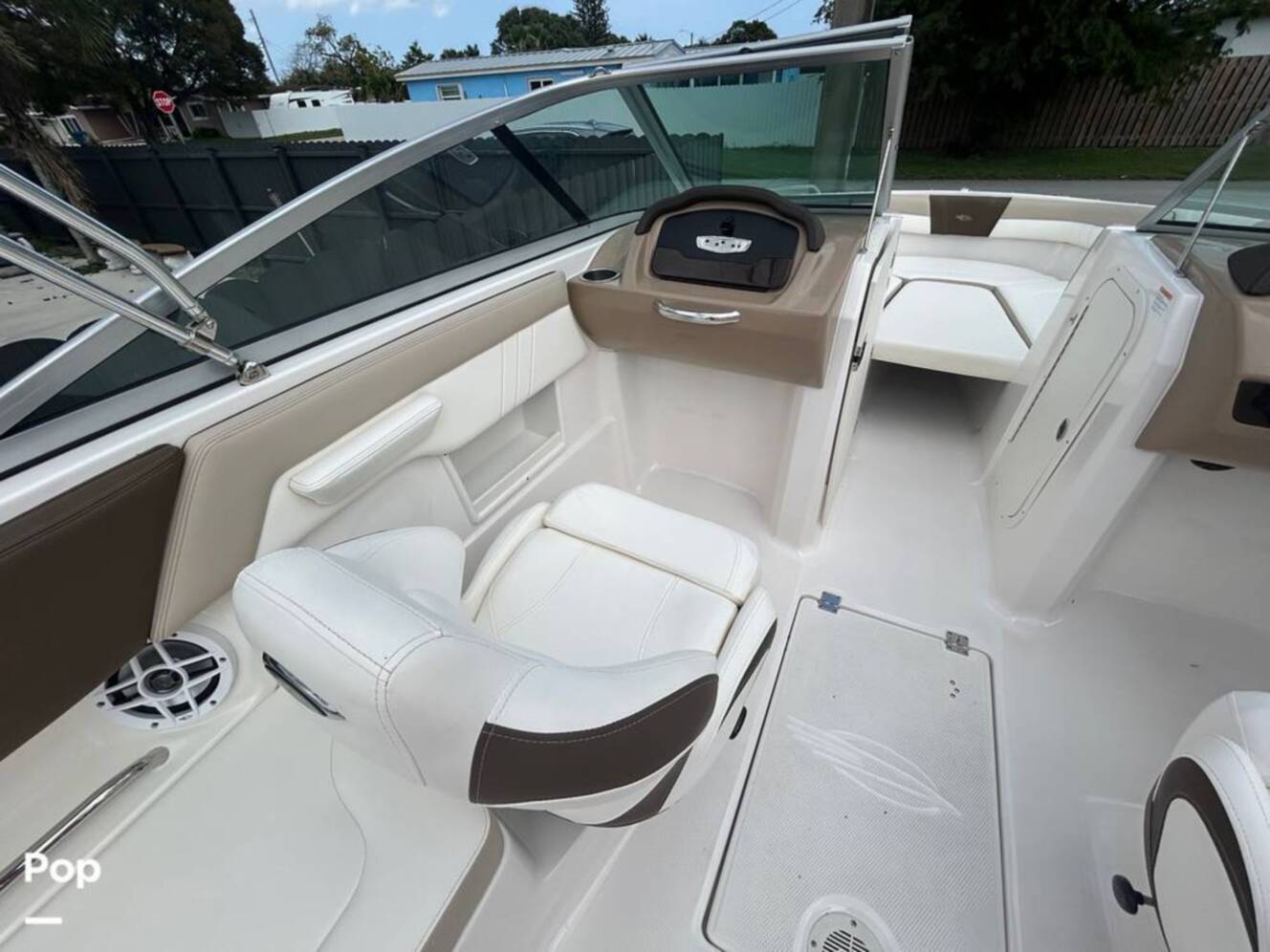 A photo of this 2022 Chaparral 23 SSi OB