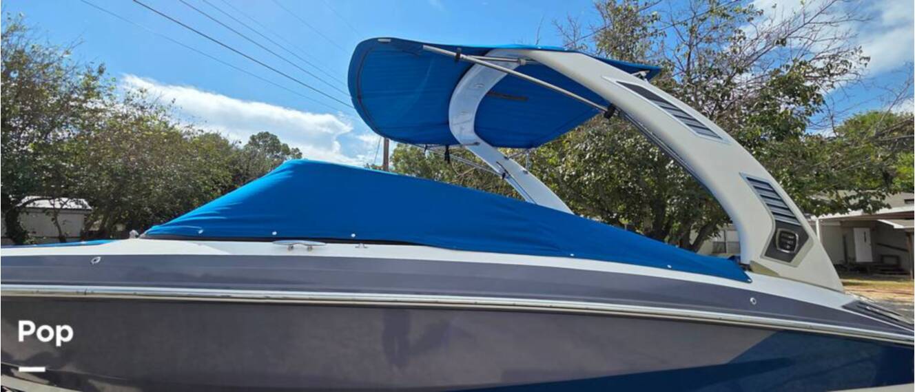 A photo of this 2019 Regal 2100 RX