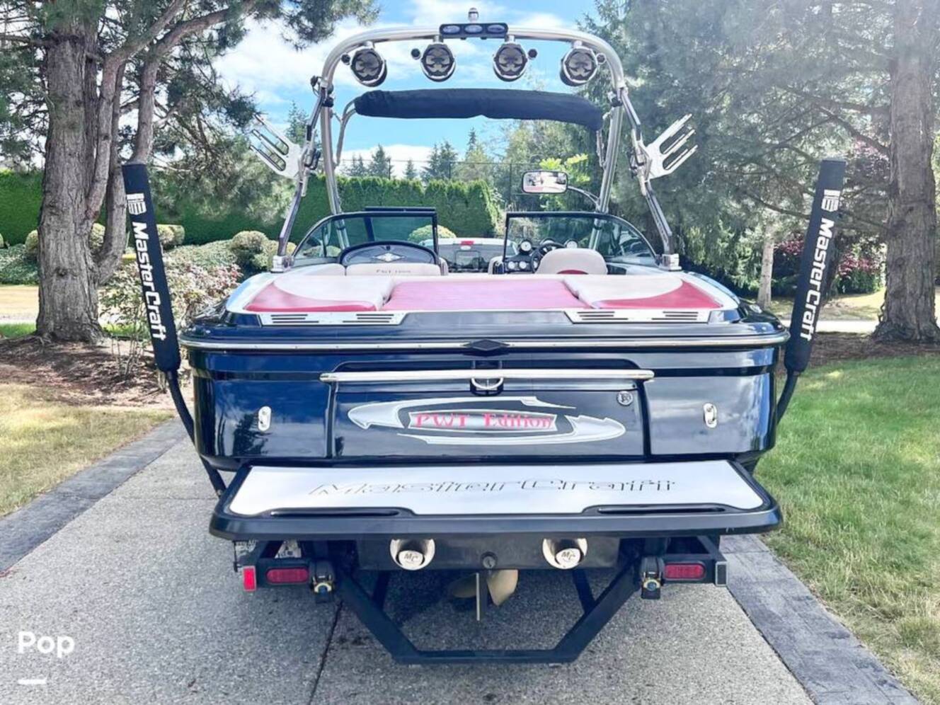 A photo of this 2007 Mastercraft XStar PWT Edition