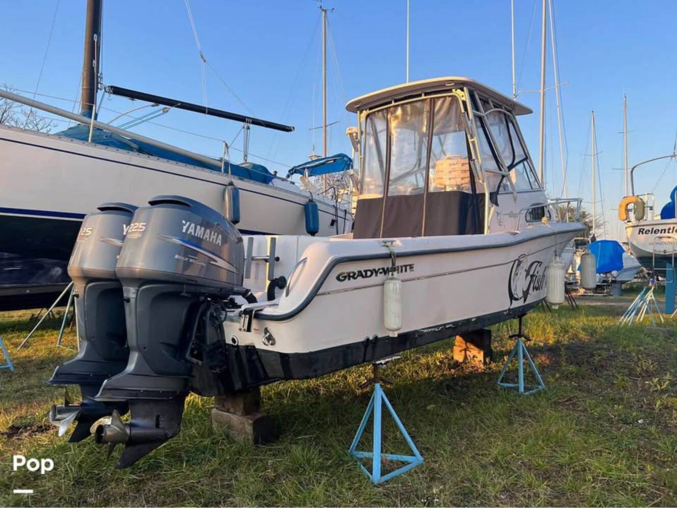 A photo of this 2004 Grady-White 282