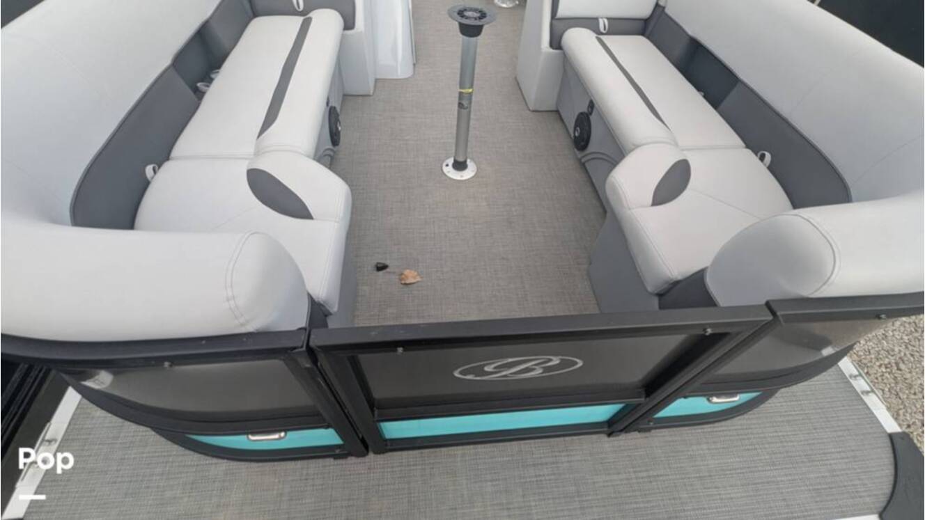 A photo of this 2024 Bentley Swingback 240
