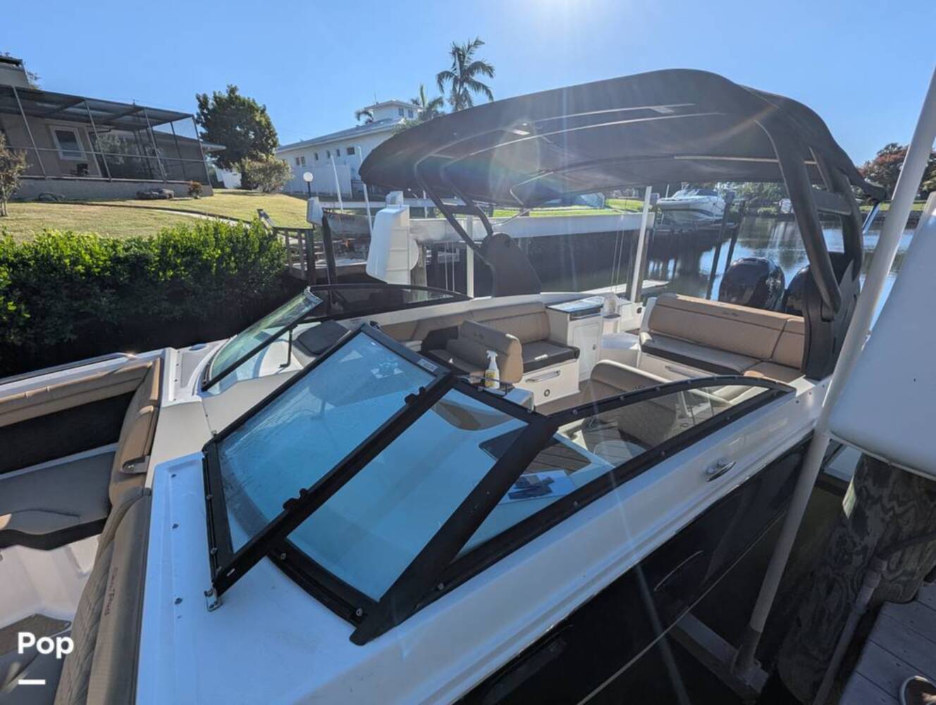 A photo of this 2018 Sea Ray SDX 290