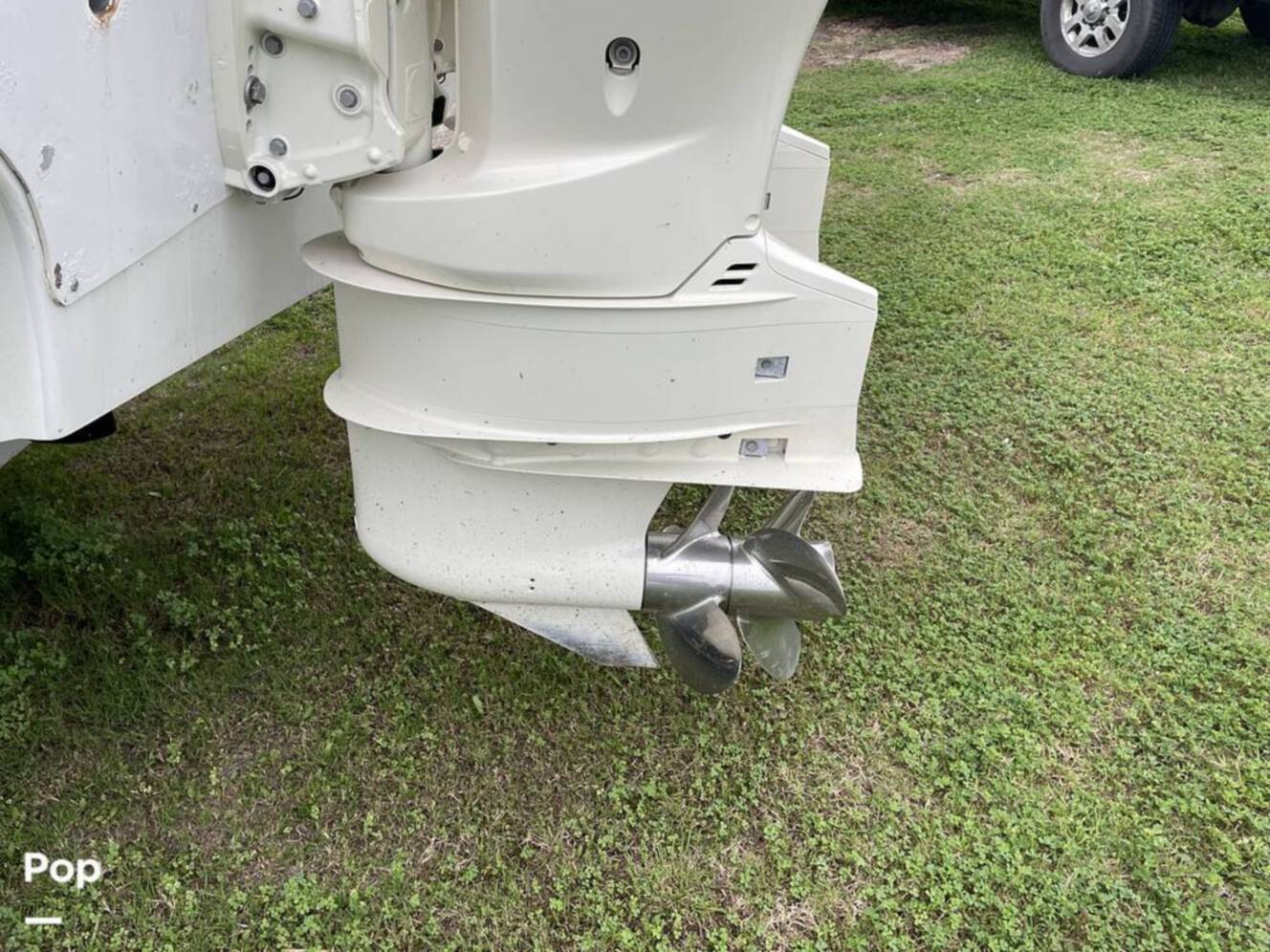 A photo of this 2003 Fountain 37