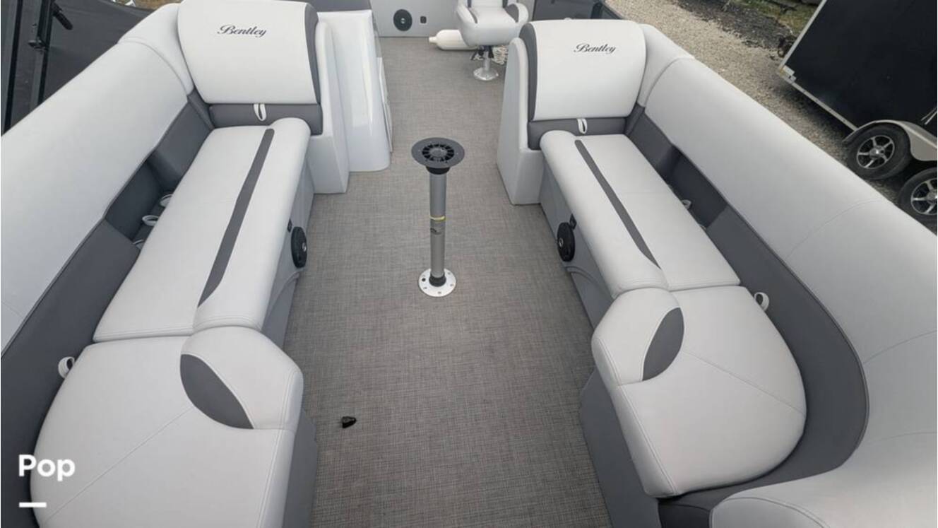 A photo of this 2024 Bentley Swingback 240