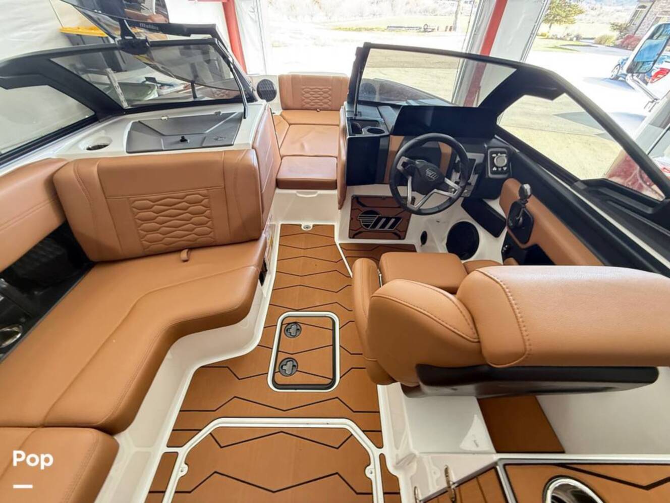 A photo of this 2025 Malibu Wakesetter 24 MXZ