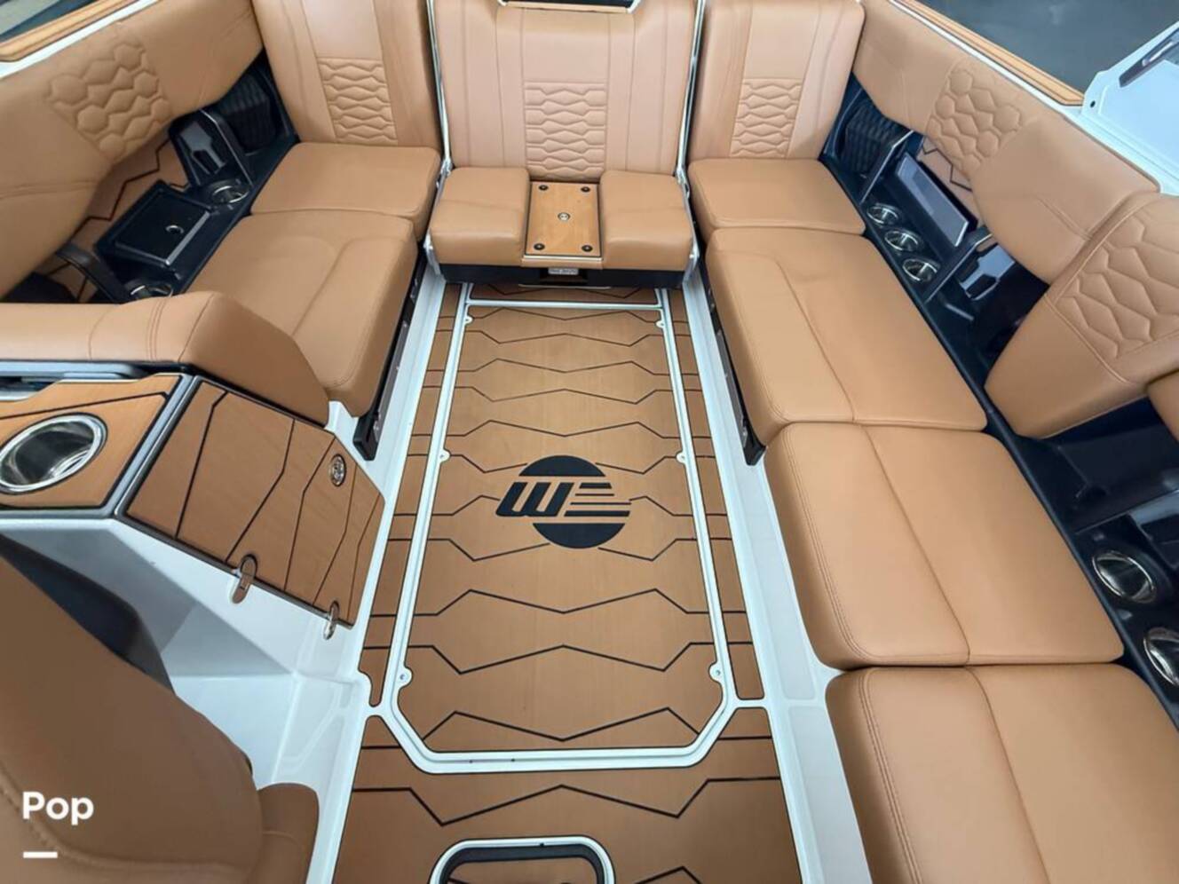 A photo of this 2025 Malibu Wakesetter 24 MXZ