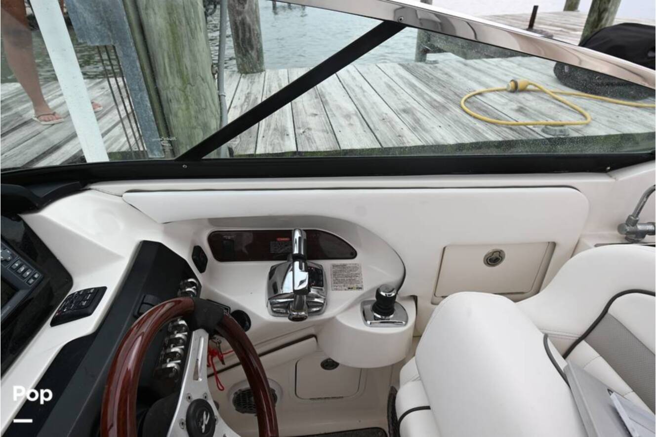 A photo of this 2010 Sea Ray 300 SLX