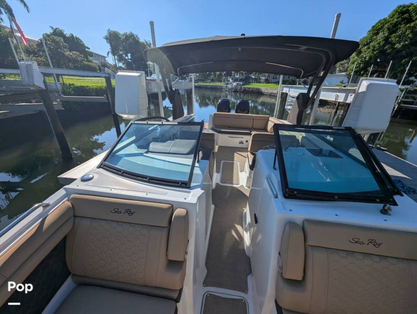 A photo of this 2018 Sea Ray SDX 290