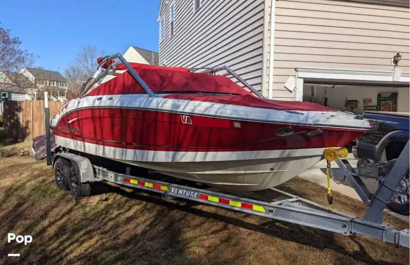 A photo of this 2010 Chaparral 216 SSi