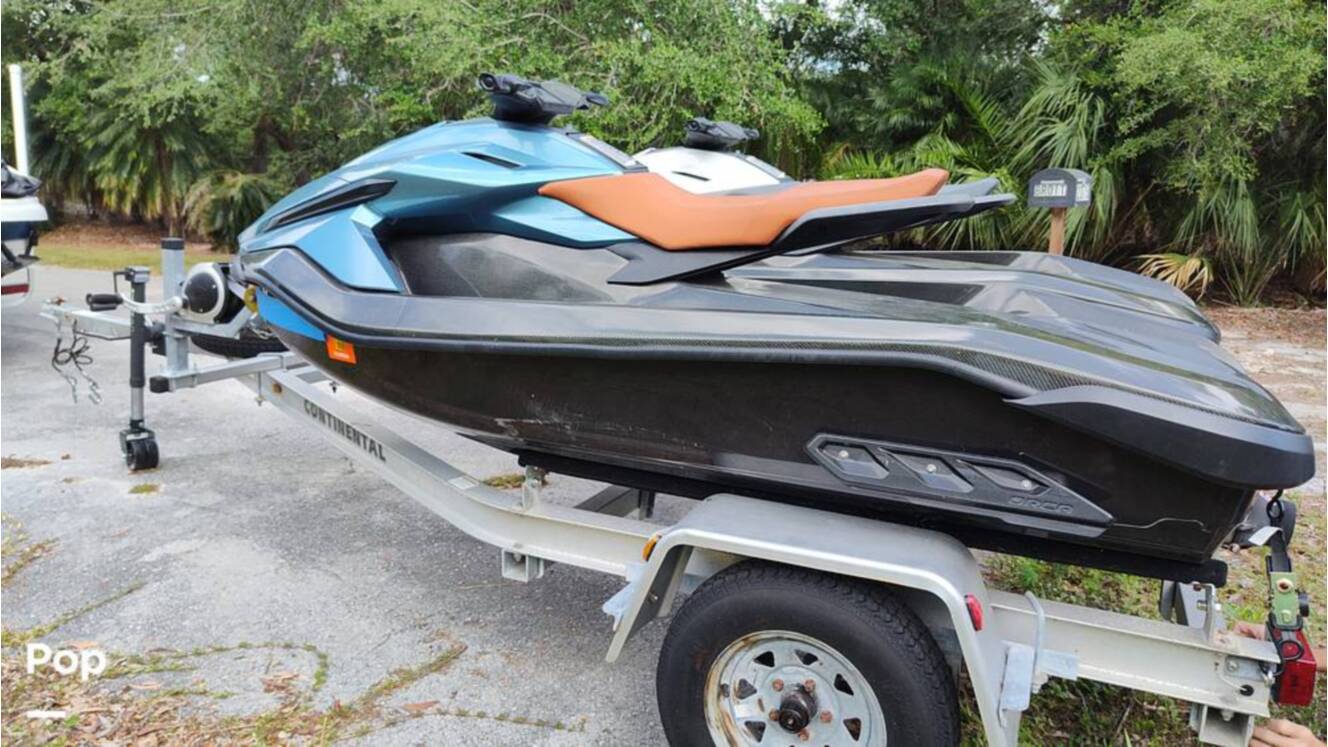 A photo of this 2022 Taiga Motors Orca Carbon
