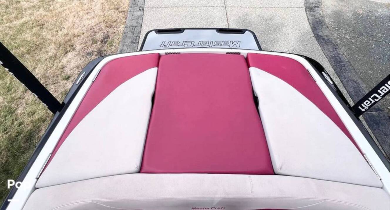 A photo of this 2007 Mastercraft XStar PWT Edition