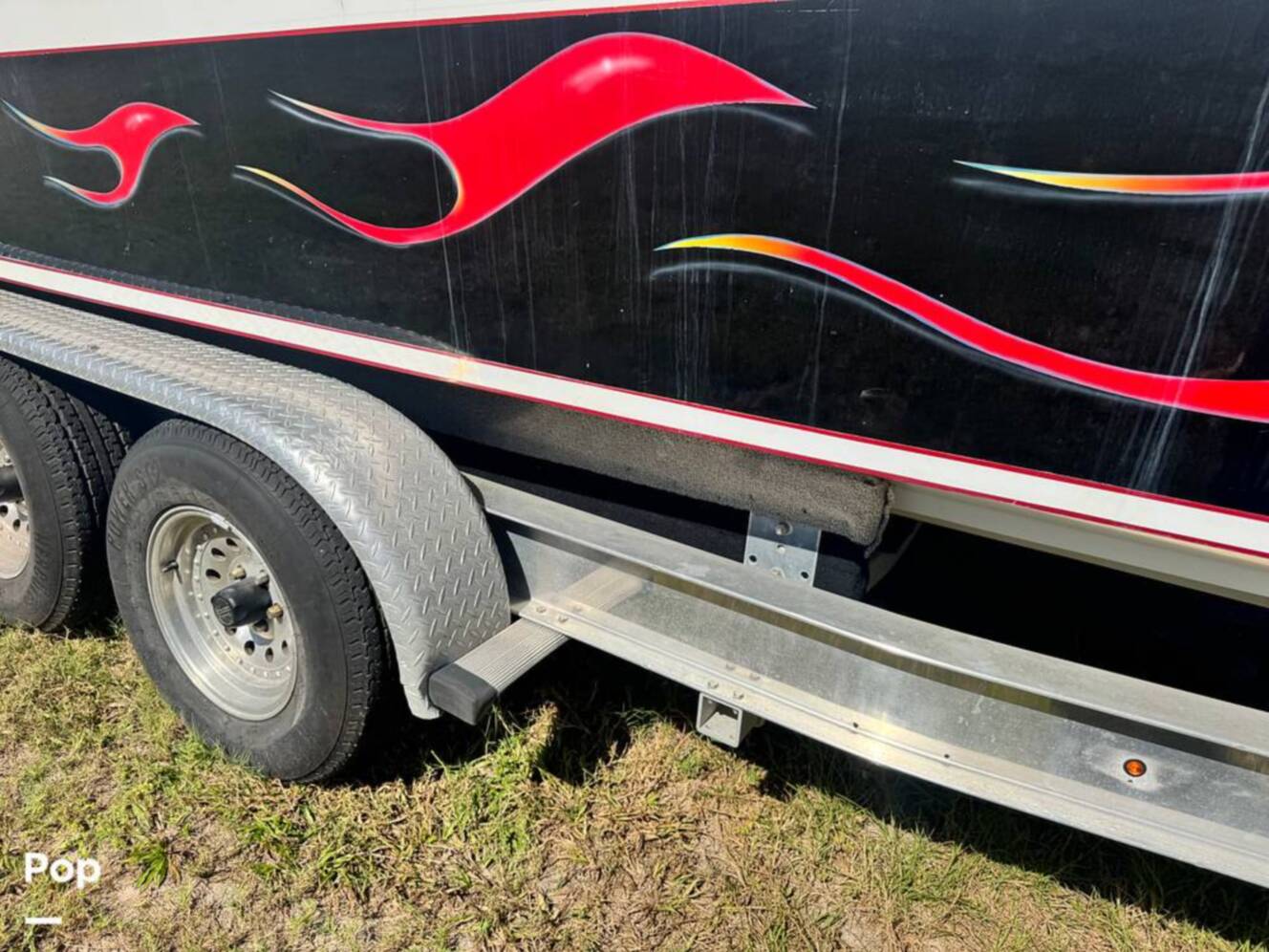 A photo of this 1987 Fountain 10M Sport