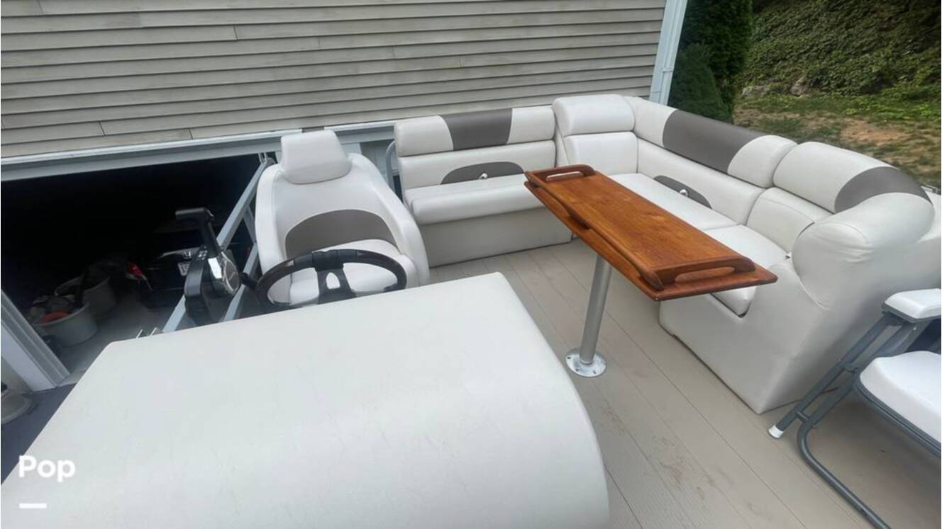 A photo of this 2026 Sanibel Cat 22'