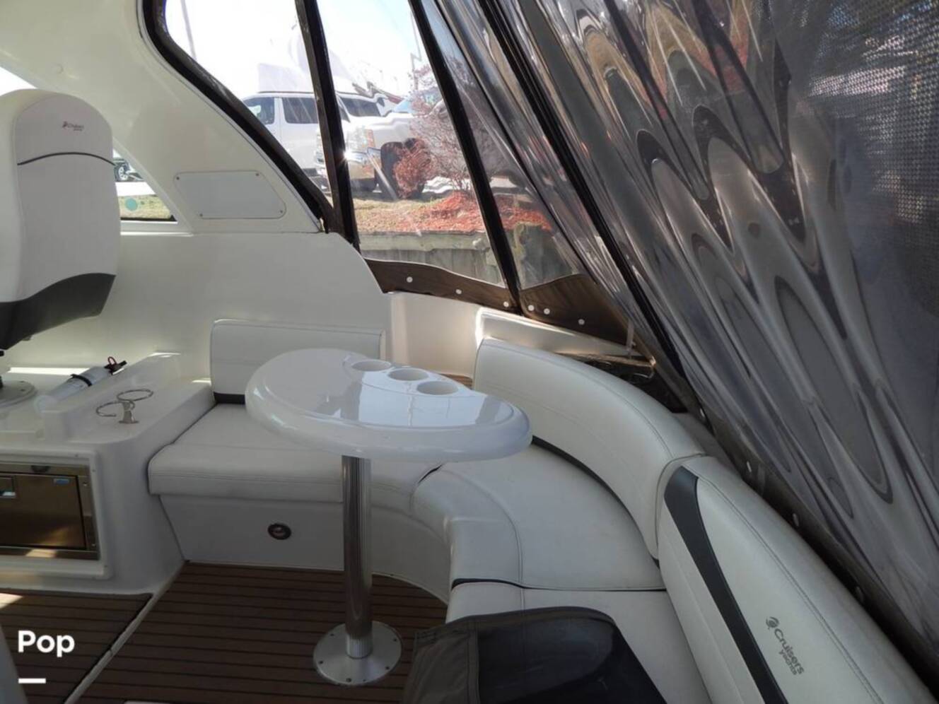 A photo of this 2007 Cruisers Yachts 390 Sports Coupe