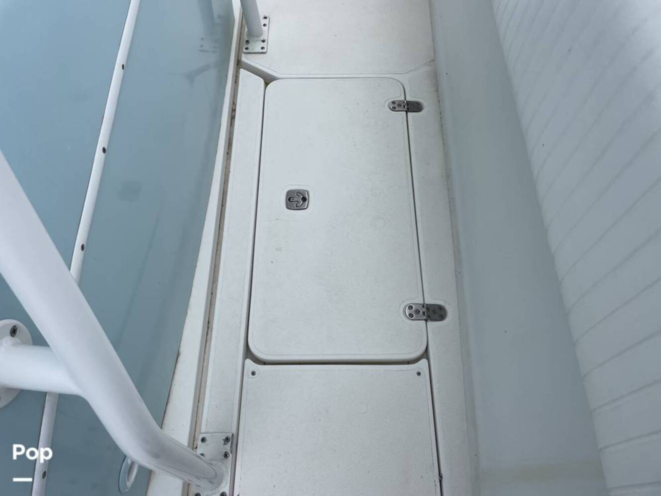 A photo of this 2003 Fountain 37