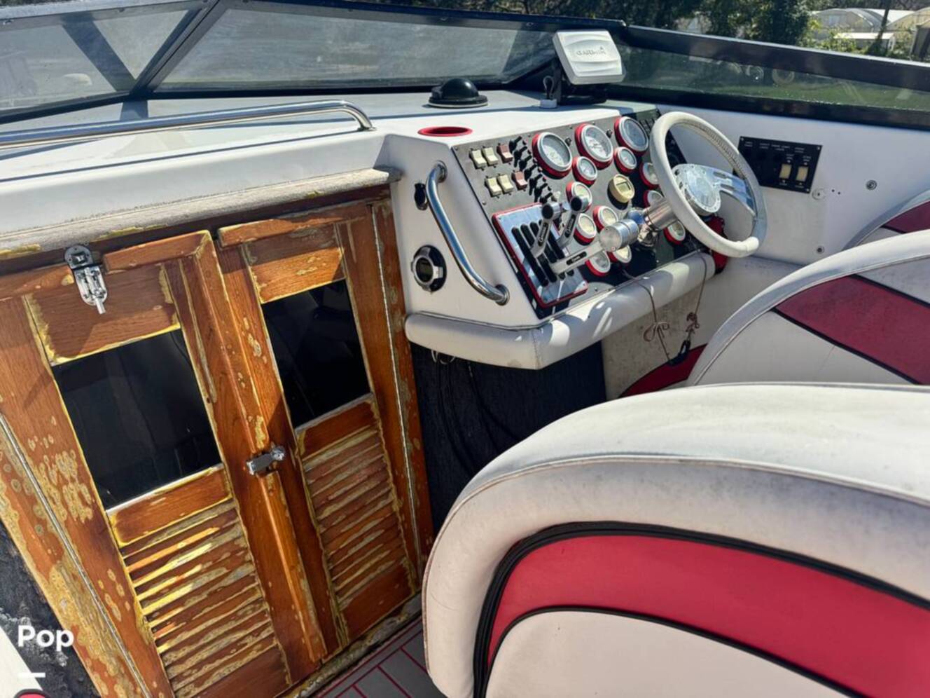 A photo of this 1987 Fountain 10M Sport
