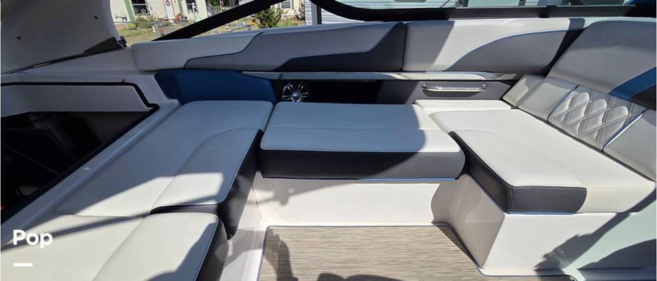 A photo of this 2019 Regal 2100 RX