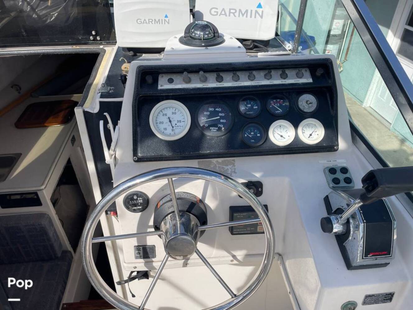A photo of this 1990 Wellcraft 250 Sportsman