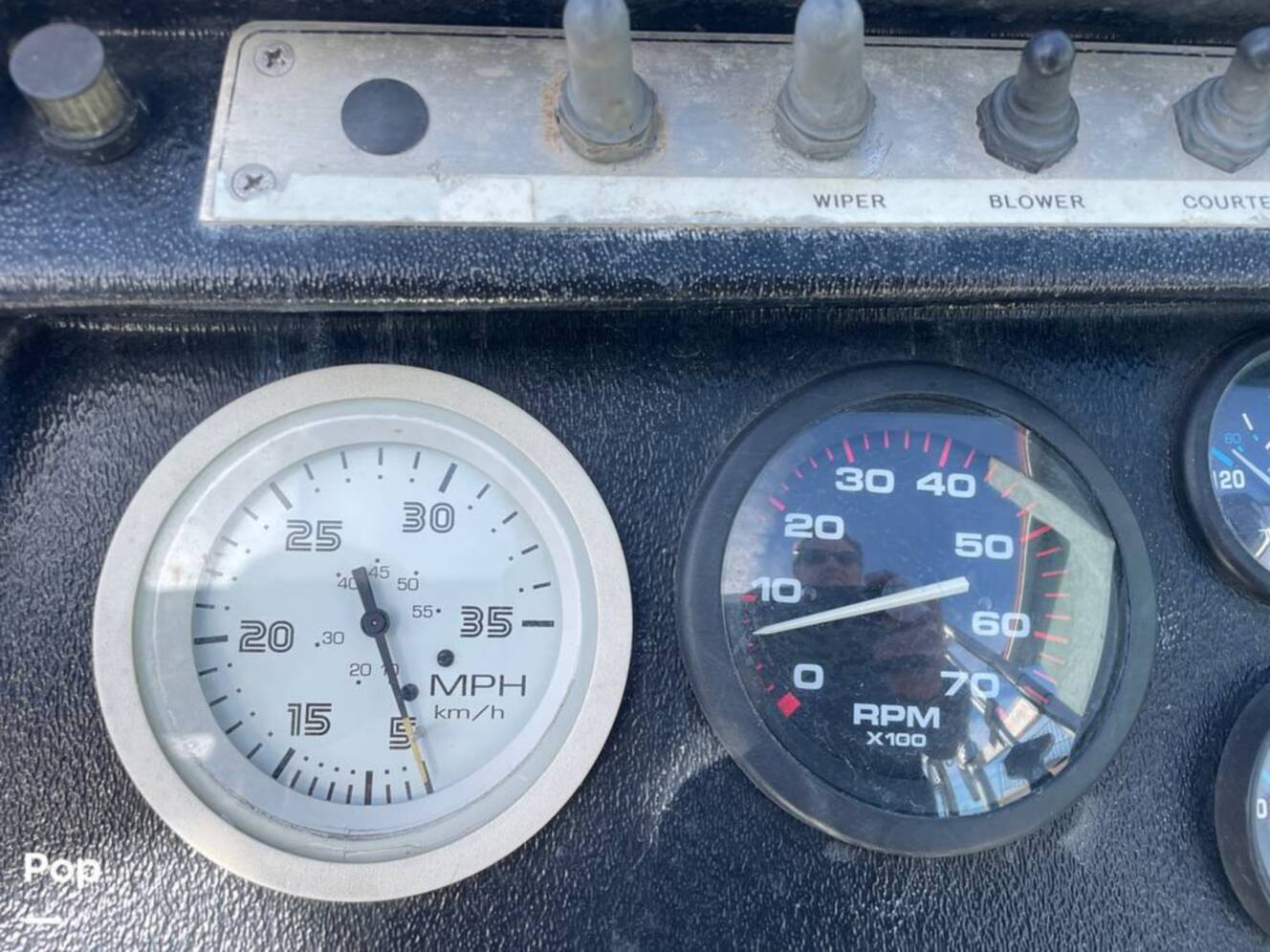 A photo of this 1990 Wellcraft 250 Sportsman