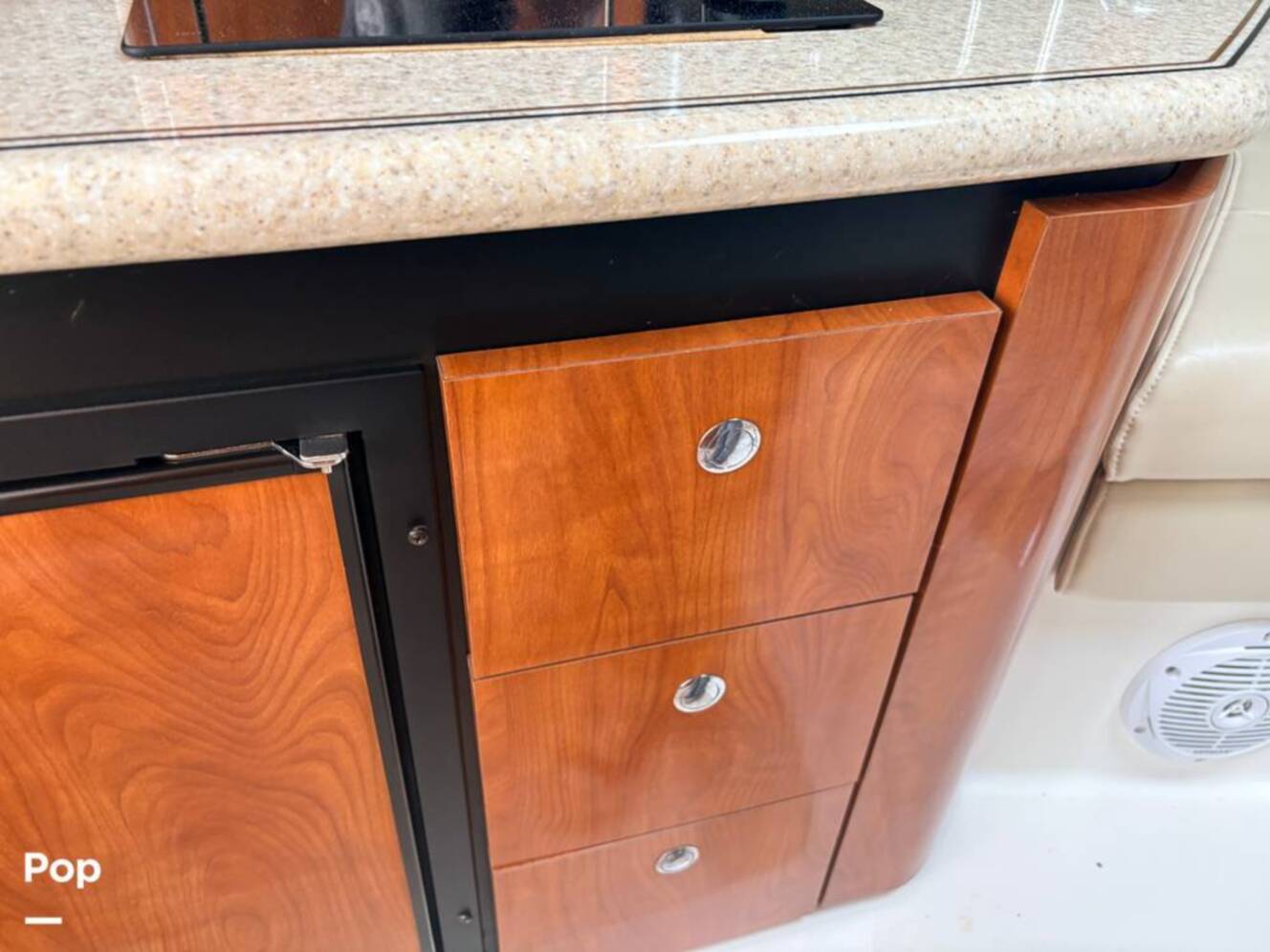 A photo of this 2009 Fountain LX 38