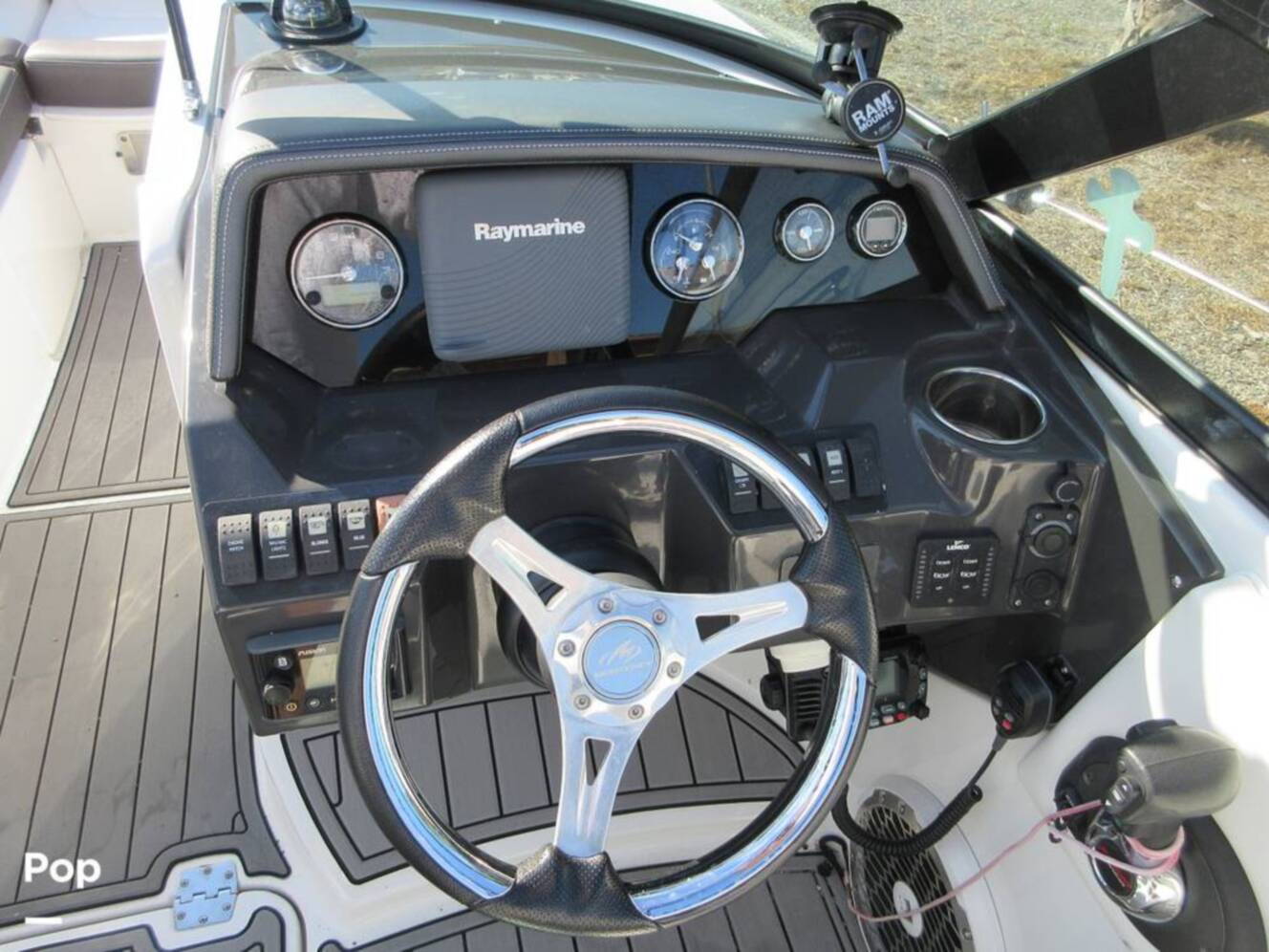 A photo of this 2019 Monterey M45