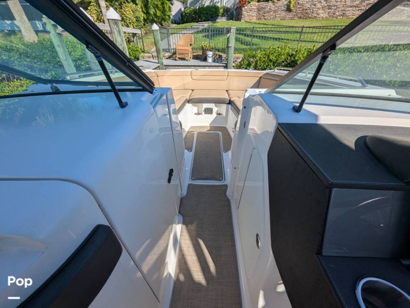 A photo of this 2018 Sea Ray SDX 290