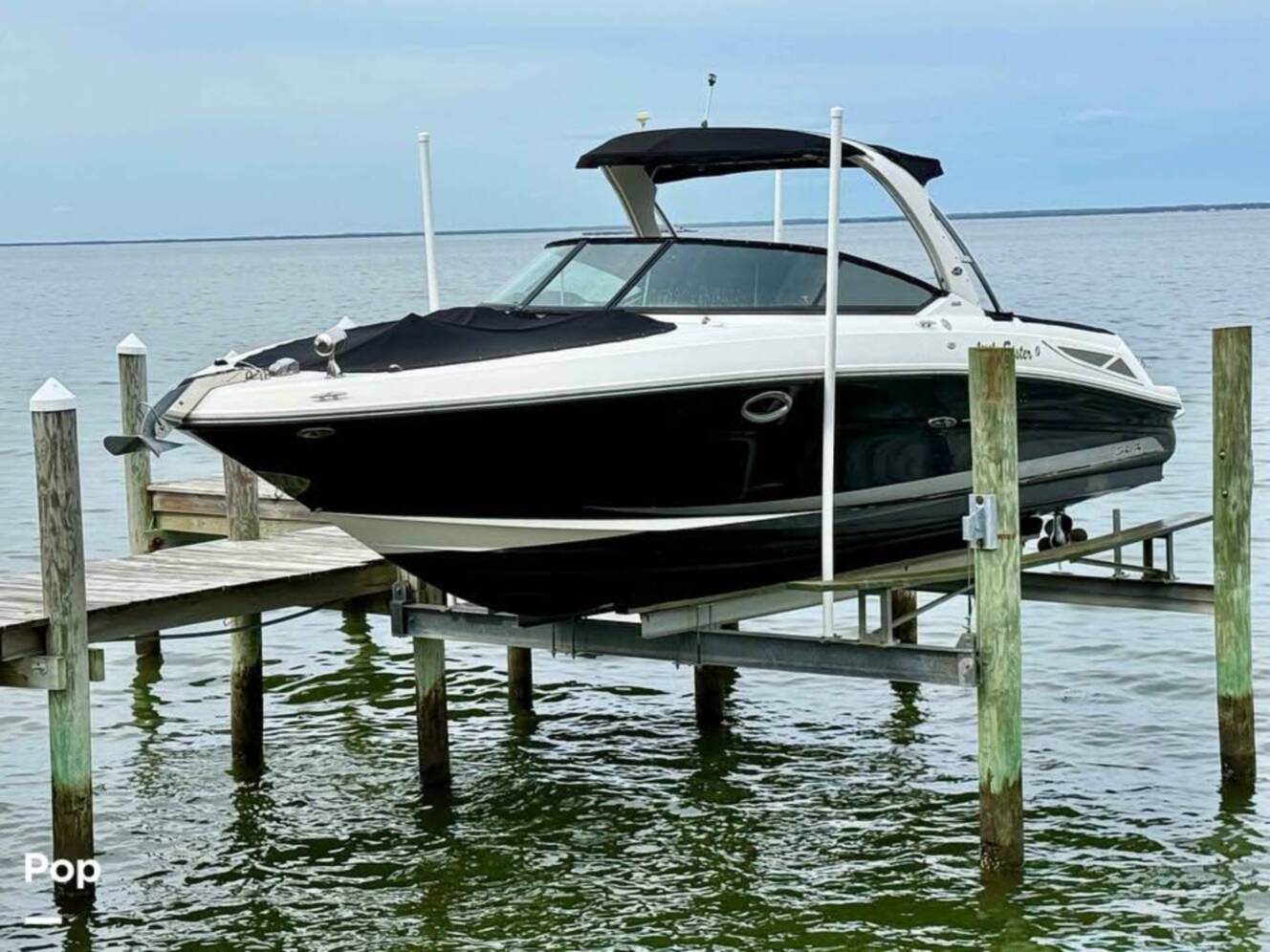 A photo of this 2010 Sea Ray 300 SLX