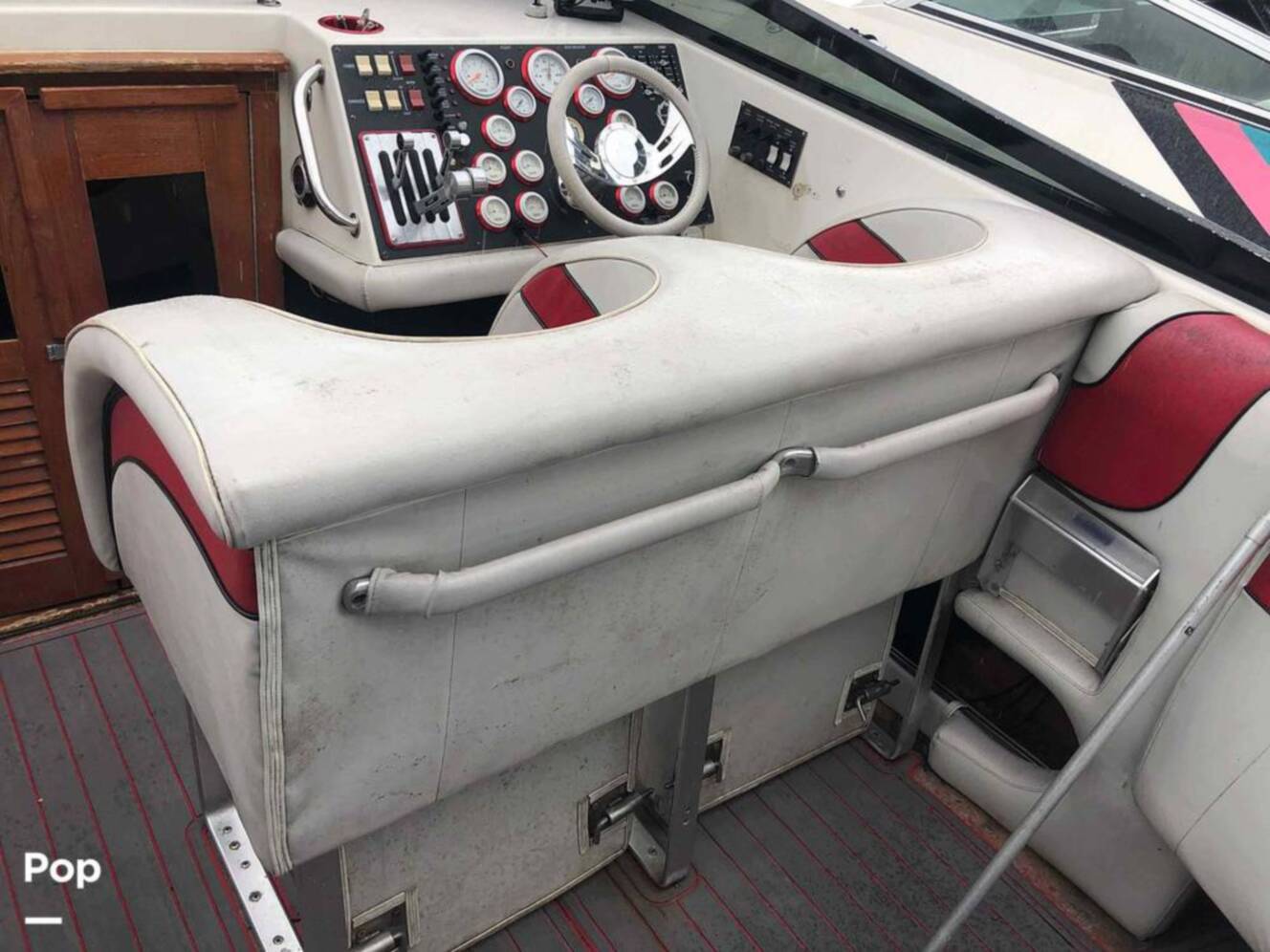 A photo of this 1987 Fountain 10M Sport