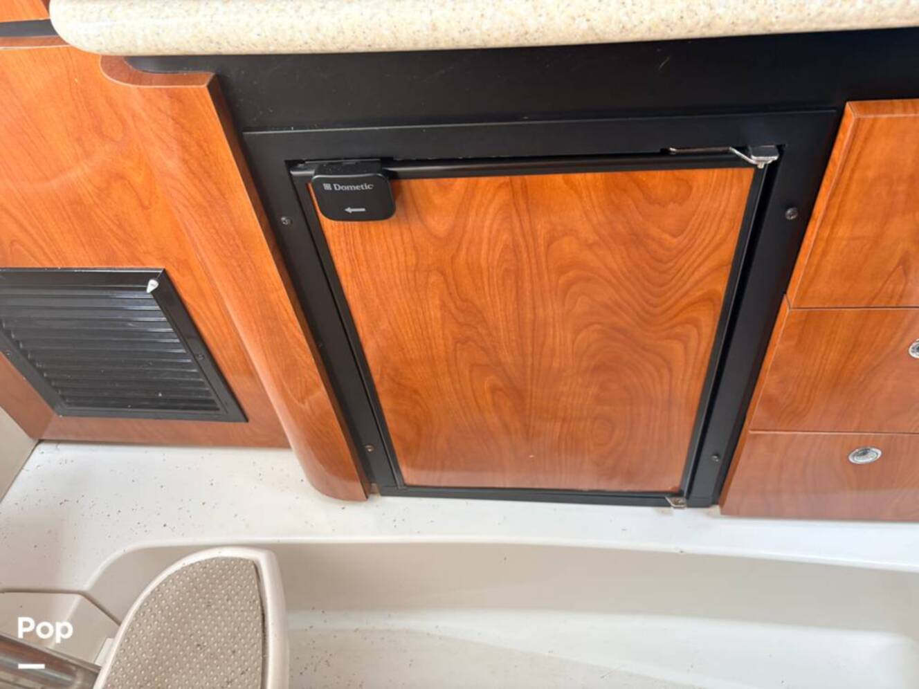 A photo of this 2009 Fountain LX 38