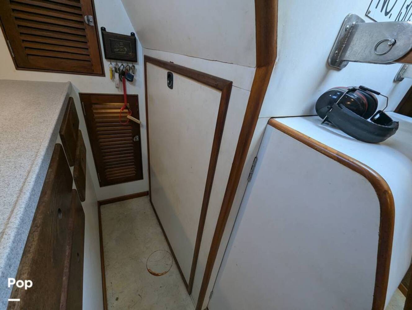 A photo of this 1992 Dnieper Tropic 1200