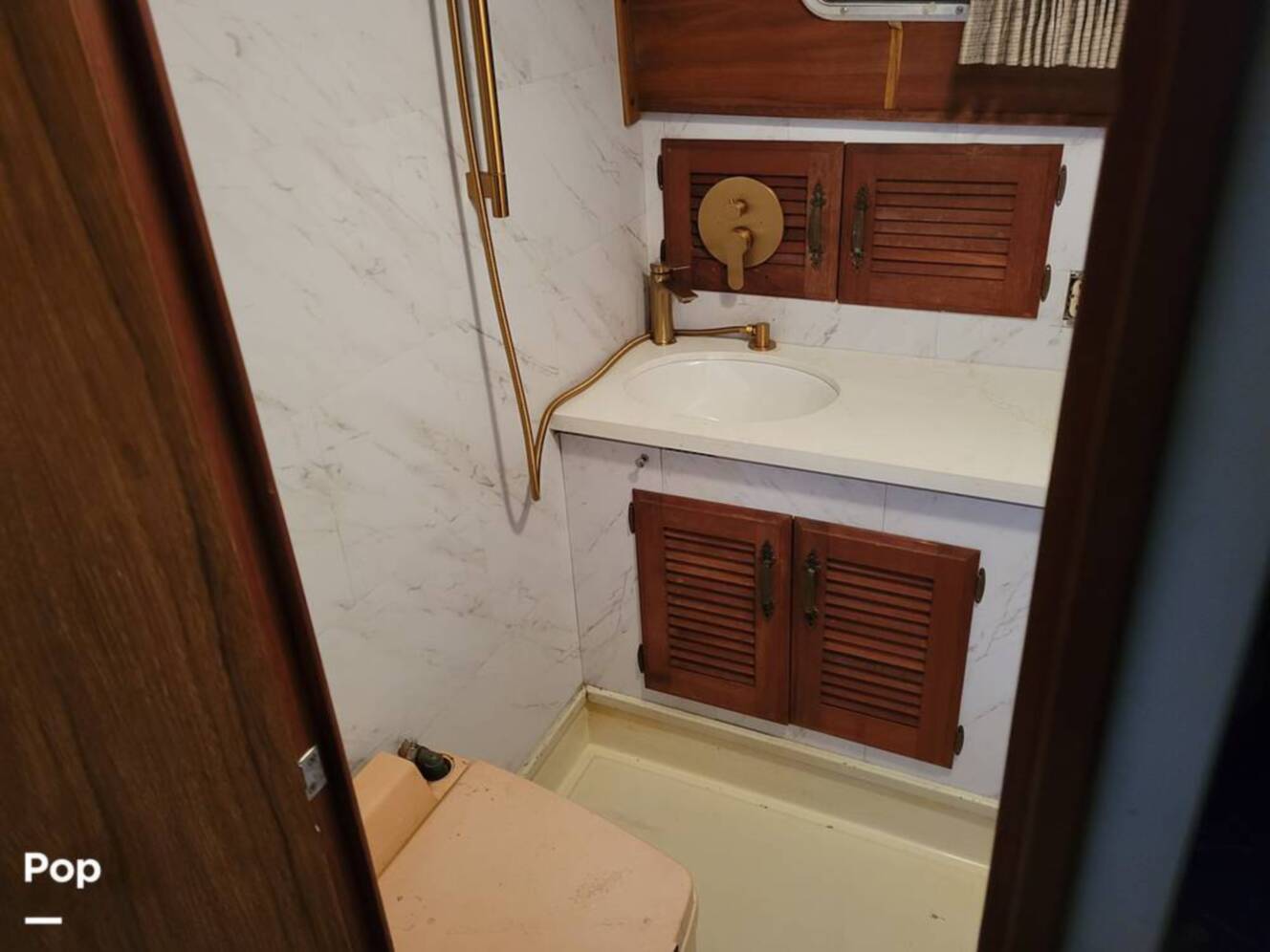 A photo of this 1981 Tollycraft 34 Tri-Cabin