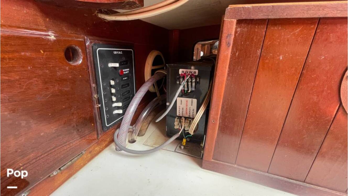 A photo of this 1989 Parkins H-28