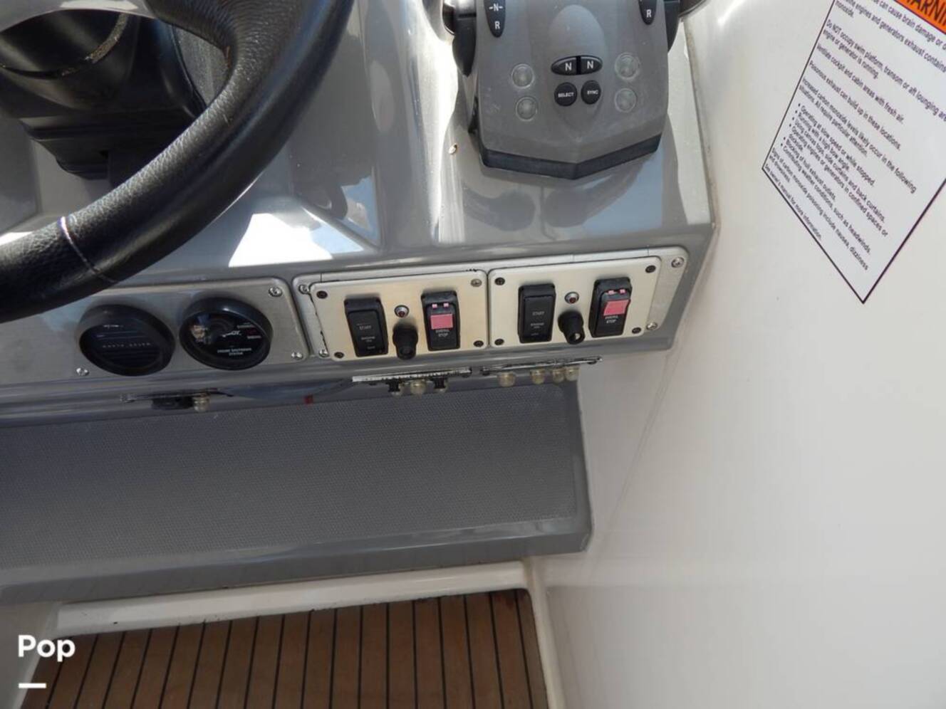 A photo of this 2007 Cruisers Yachts 390 Sports Coupe