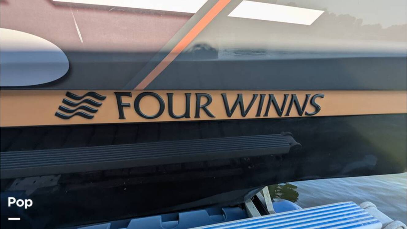 A photo of this 2021 Four Winns Horizon 230 RS