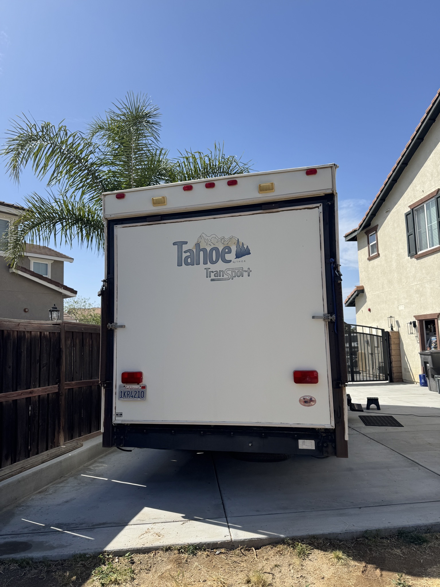 2003 Thor Motor Coach TAHOE 21TB in riverside CA
