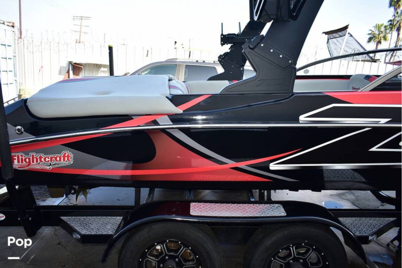 A photo of this 2022 Flightcraft ZR6 Pro Surf Edition