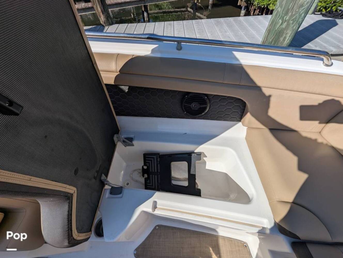 A photo of this 2018 Sea Ray SDX 290