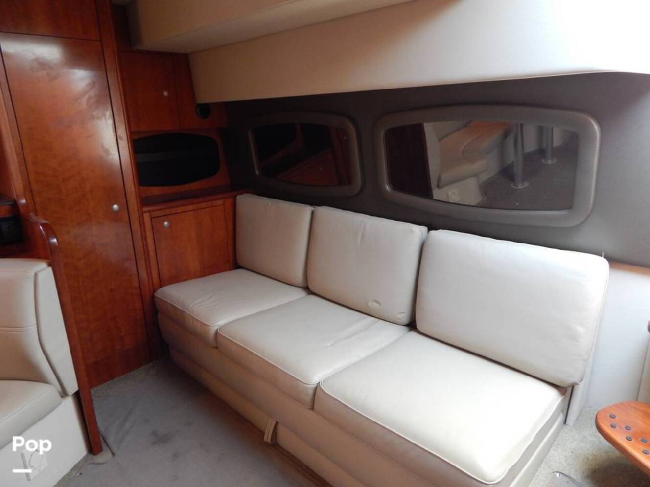 A photo of this 2007 Cruisers Yachts 390 Sports Coupe
